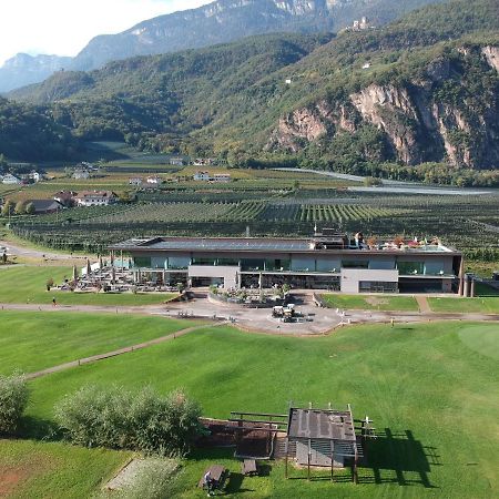 The Lodge Sporthotel - Golfclub Eppan Appiano Sulla Strada Del Vino Exterior foto