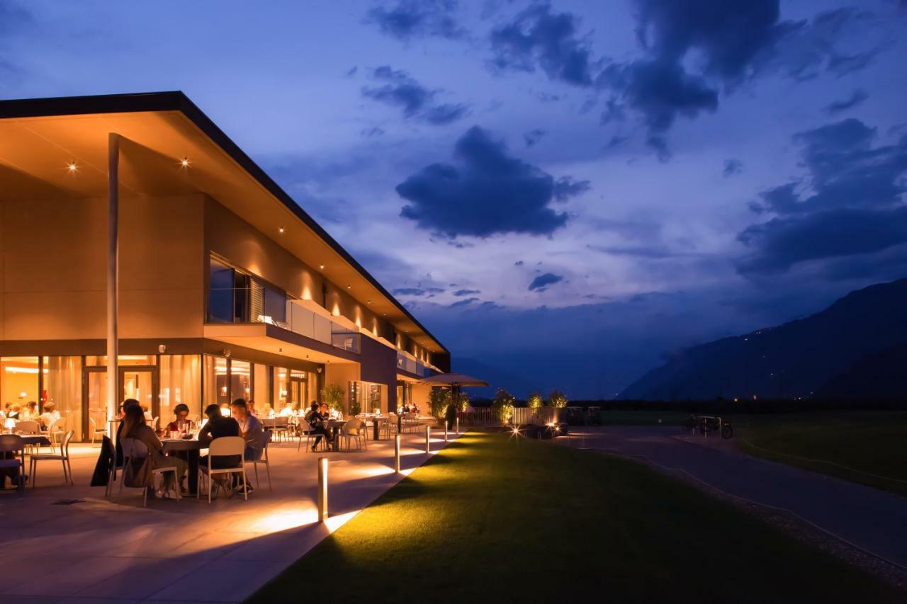 The Lodge Sporthotel - Golfclub Eppan Appiano Sulla Strada Del Vino Exterior foto